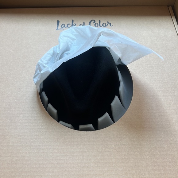 Lack of Color Black Hat - Picture 7 of 7